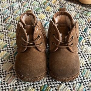 UGG Shearling Booties Toddler size 6 Tan Suede Sheepskin Fur